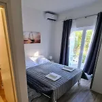 Vikendica House Beachfront Delight