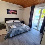 House Beachfront Delight Nevidane