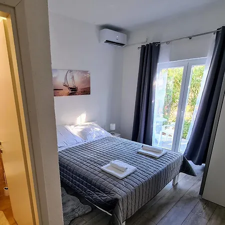 Dom wakacyjny House Beachfront Delight